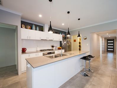 26 Torridge Approach, Piara Waters WA 6112