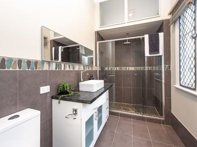 208 Berwick Street, Victoria Park WA 6100