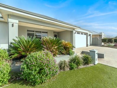 12 Dearden Road, Byford WA 6122