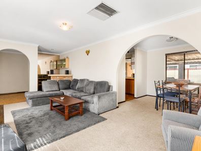 6 Killara Way, Craigie WA 6025