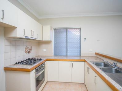 1/100 Flinders Street, Yokine WA 6060
