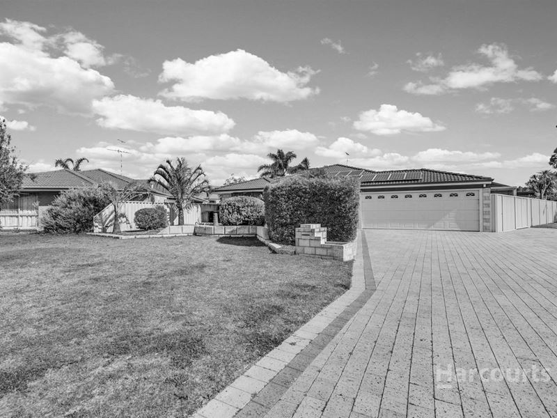 9 Dunbar Court, Meadow Springs