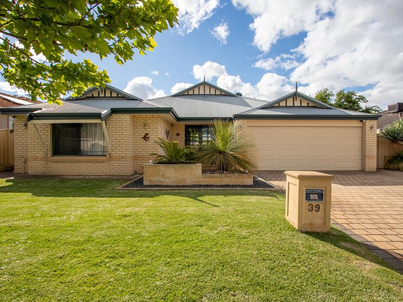 39 Planetree Pass, Canning Vale WA 6155