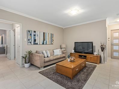 12A Medhurst Crescent, Nollamara WA 6061