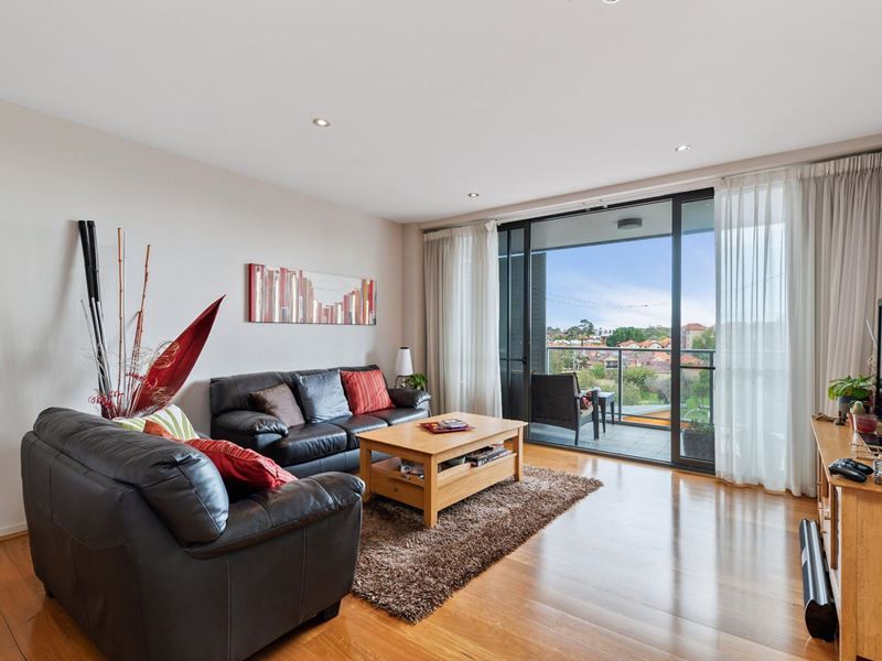 61/8 Hordern Street, Victoria Park