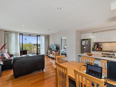 61/8 Hordern Street, Victoria Park WA 6100