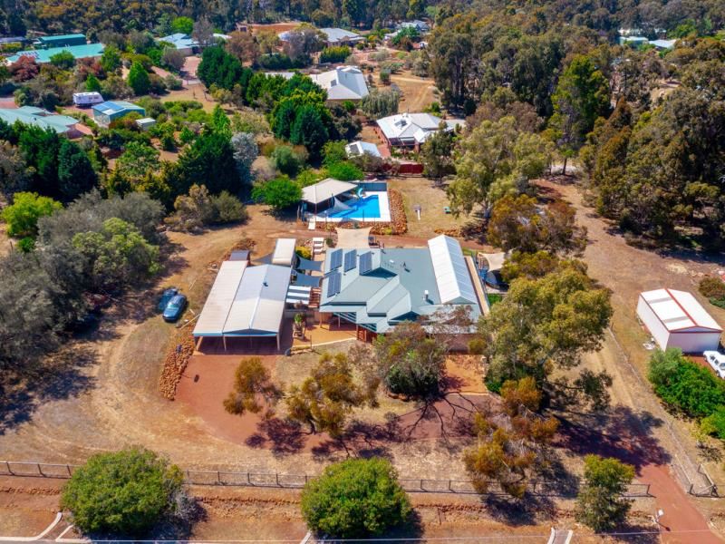 10 Millstream Drive, Sawyers Valley