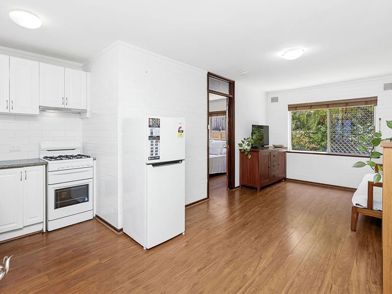 18/318 Canning Highway, Bicton