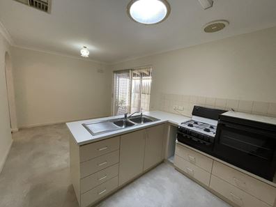6/63 GLANTON WAY, Dianella WA 6059