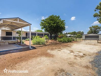 10 Mead Street, Byford WA 6122