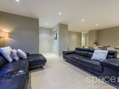 1/165 Whatley Crescent, Bayswater WA 6053