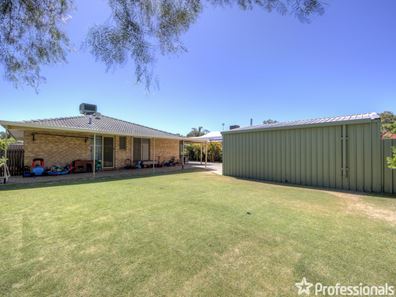 27 Calcite Place, Forrestfield WA 6058