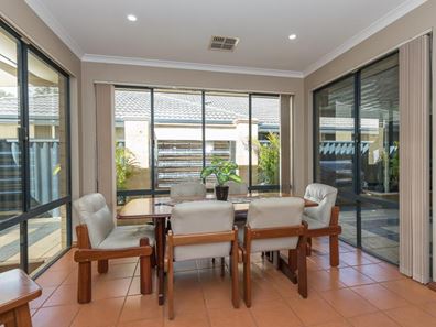 28 Rivergums Blvd, Baldivis WA 6171