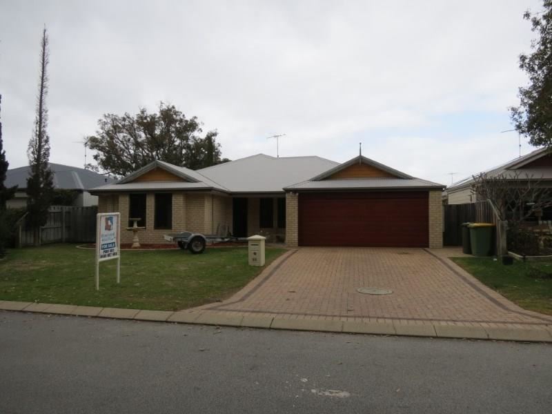 66 Chatsworth Drive, Erskine