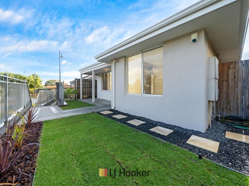 43 Redstone Trail, Ellenbrook