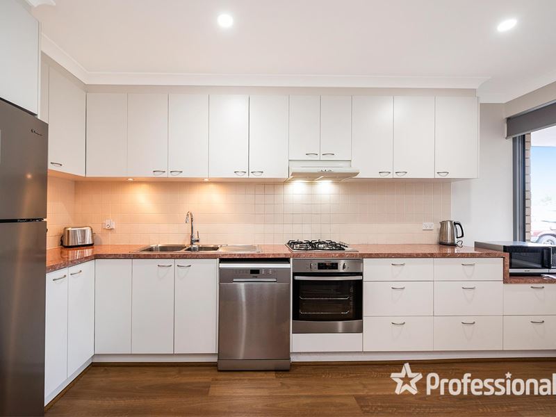 4A Lindway Street, Balga WA 6061