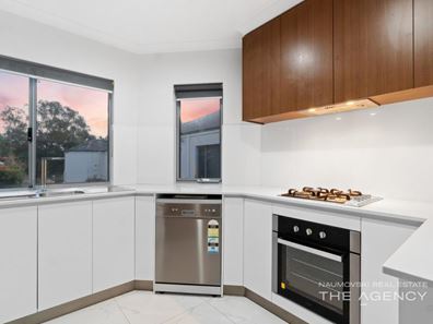 9D Bard Place, Balga WA 6061