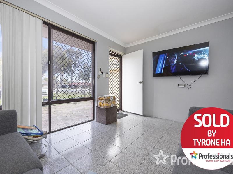 97 Marangaroo Drive, Marangaroo