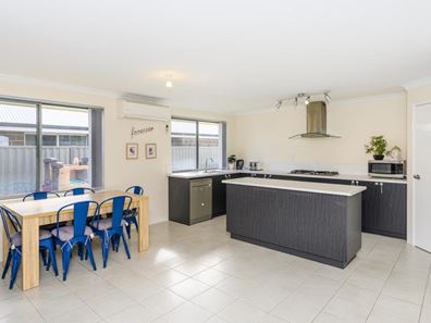 23 Farnham Pass, Alkimos WA 6038