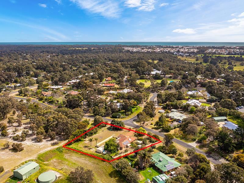 14 Hawkins Drive, Gelorup