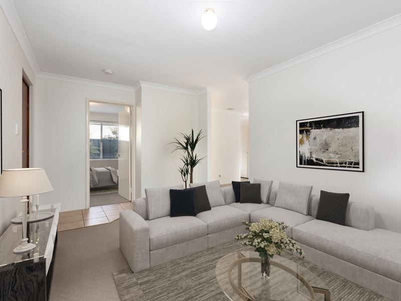 2/41 Adamson Road, Brentwood
