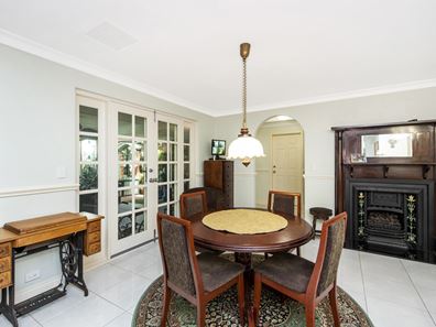 7 Renmark Court, Baldivis WA 6171