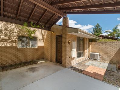 14/15 Honeysuckle Close, Ballajura WA 6066