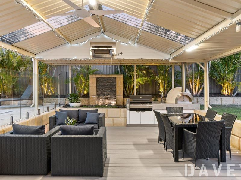 5 Burdett Place, Padbury
