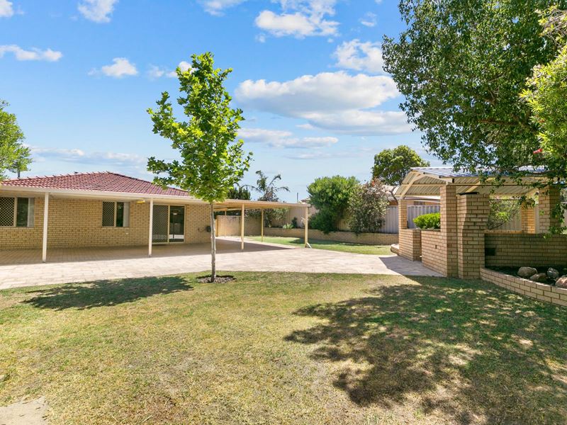 20 Wapengo  Close, South Lake