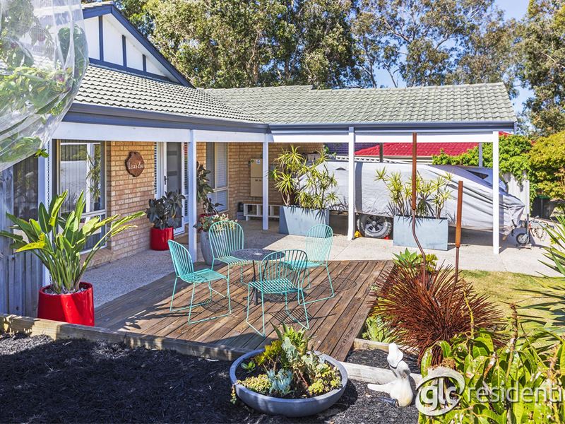 8 Tallow Place, South Lake