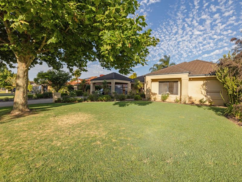 80 Southacre Drive, Canning Vale WA 6155