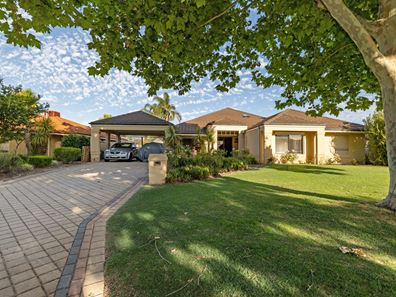 80 Southacre Drive, Canning Vale WA 6155