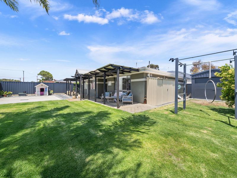 2 Swifts Street, Greenwood