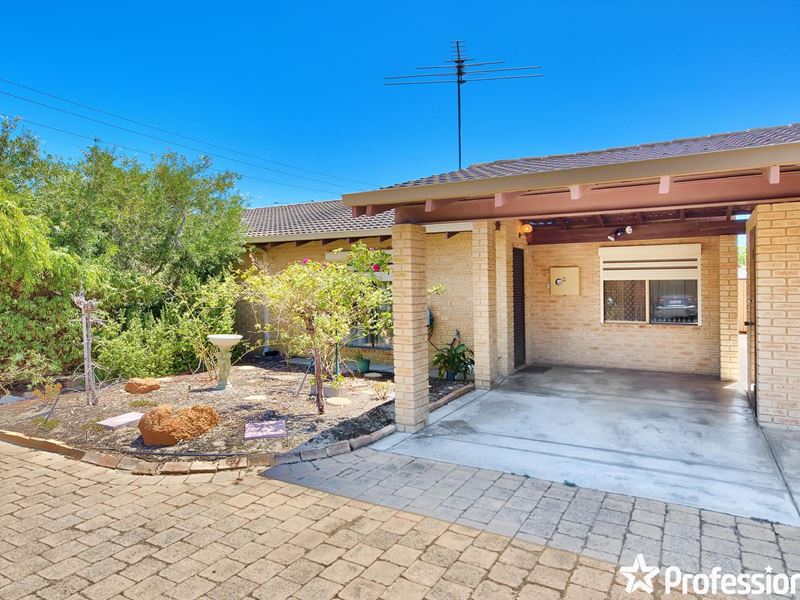 8/320 Grand Promenade, Dianella