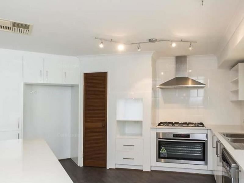 48 Conidae Drive, Heathridge