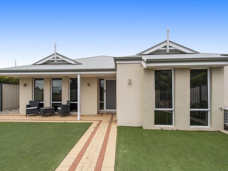 14 Still Meadow Turn, Meadow Springs