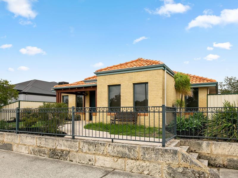 209 Wentworth Parade, Success WA 6164