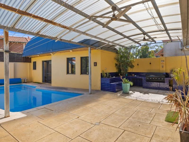 7 Daphne Street, North Perth