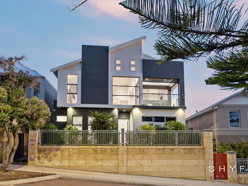 23 Swansea Promenade, Mindarie