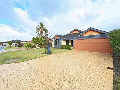 5 Kirkimbie Street, Carramar WA 6031