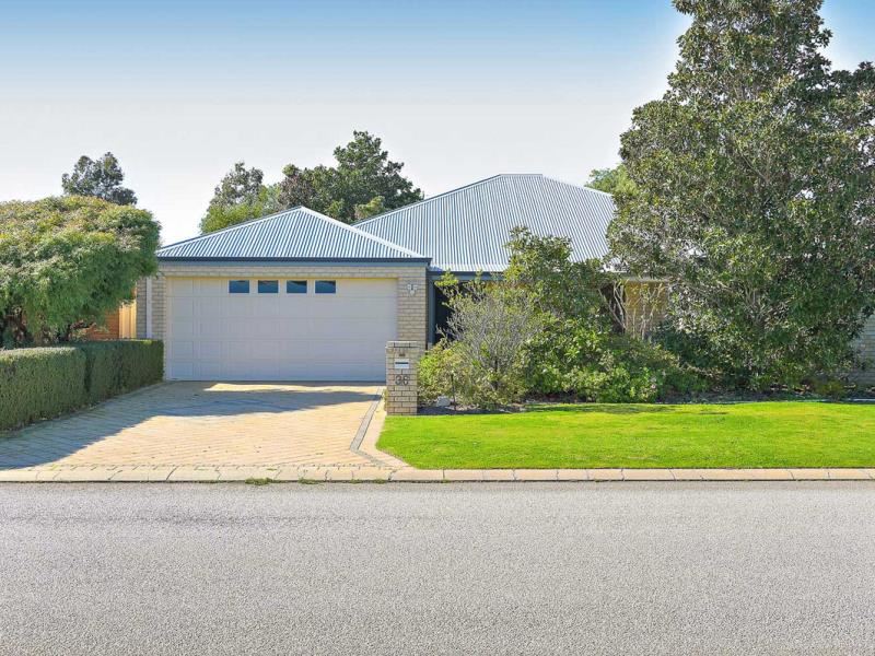 36 Mount Park Way, Canning Vale WA 6155