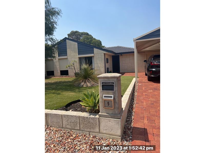 5 Dosinia Place, Heathridge