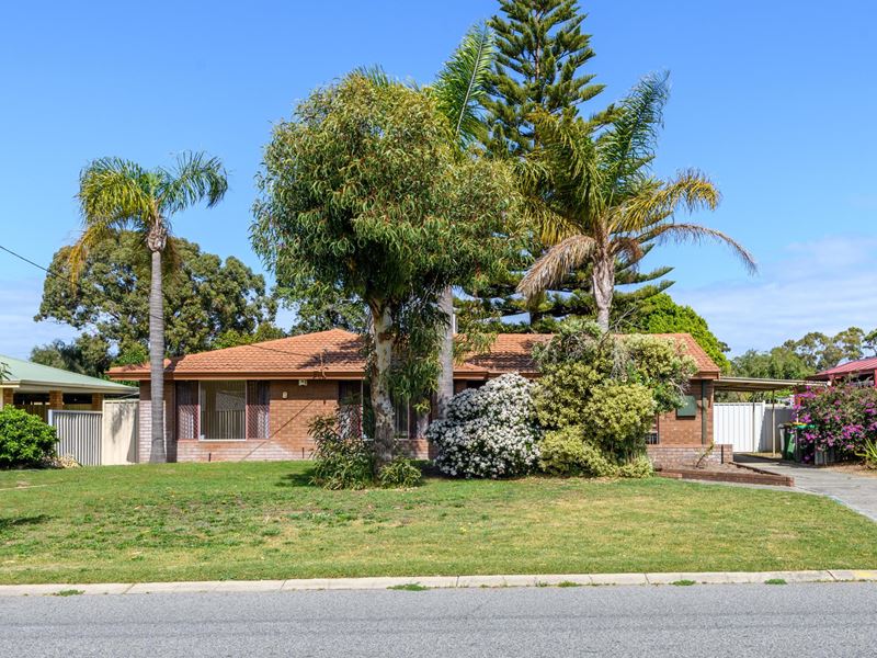 82 Cambridge Crescent, Cooloongup