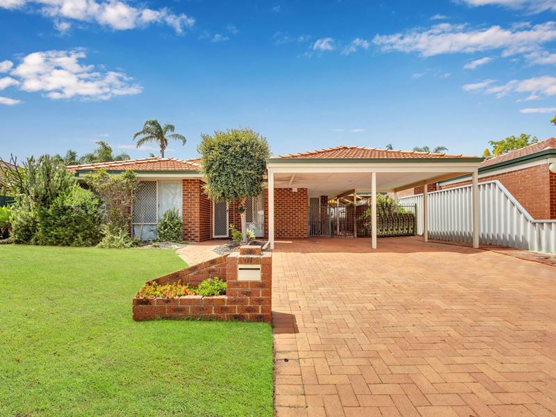 10 MONASH CIRCLE, Marangaroo