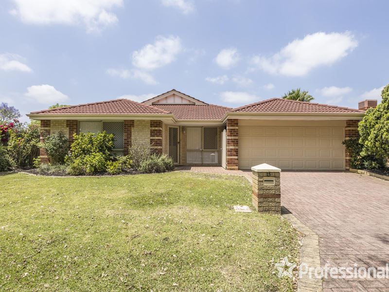 15 Woodhouse Circuit, Canning Vale