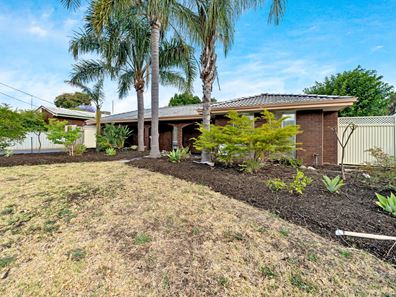 7 Ash Court, Armadale WA 6112