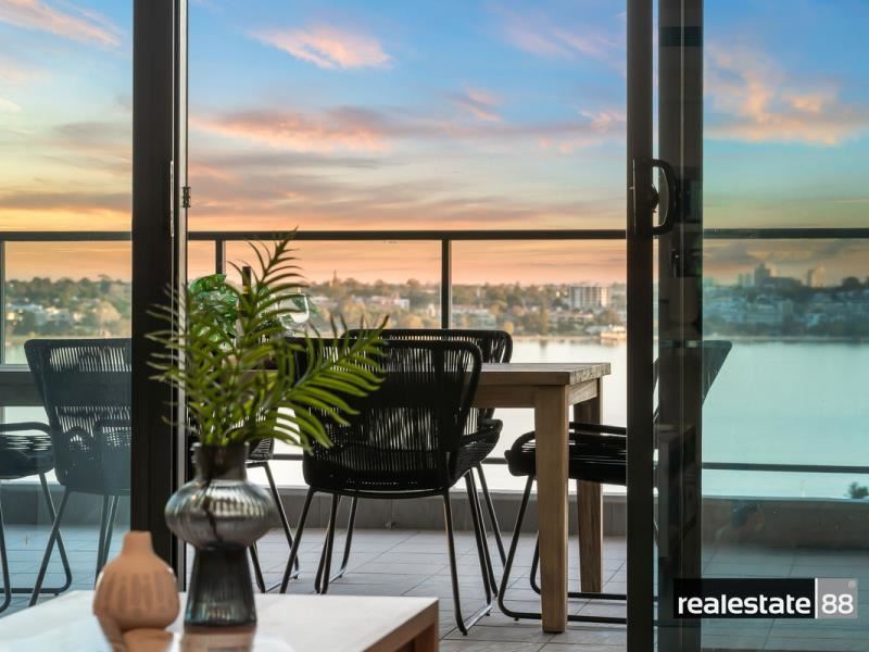 36/98 Terrace Road, East Perth