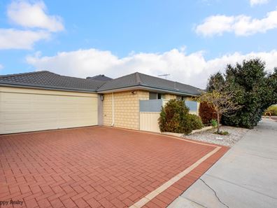 26 Middle Parkway, Canning Vale WA 6155