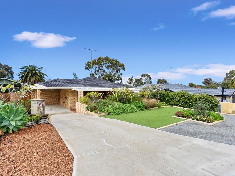 5 Tarata Close, Halls Head WA 6210