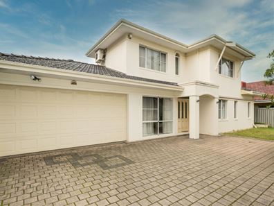 34B Simpson Street, Applecross WA 6153